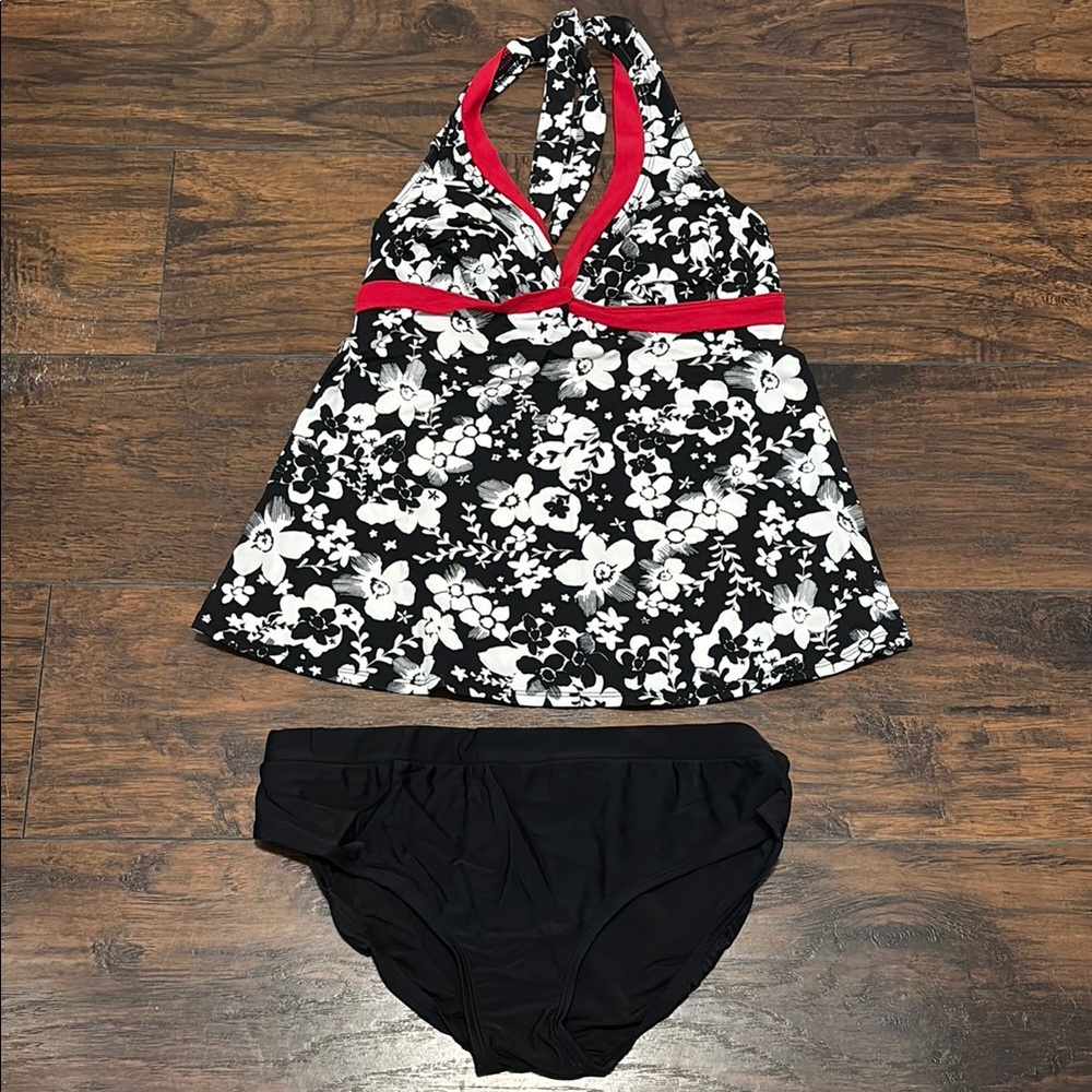 Liz Lange for Target Black and White Floral Tankini with Red Trim